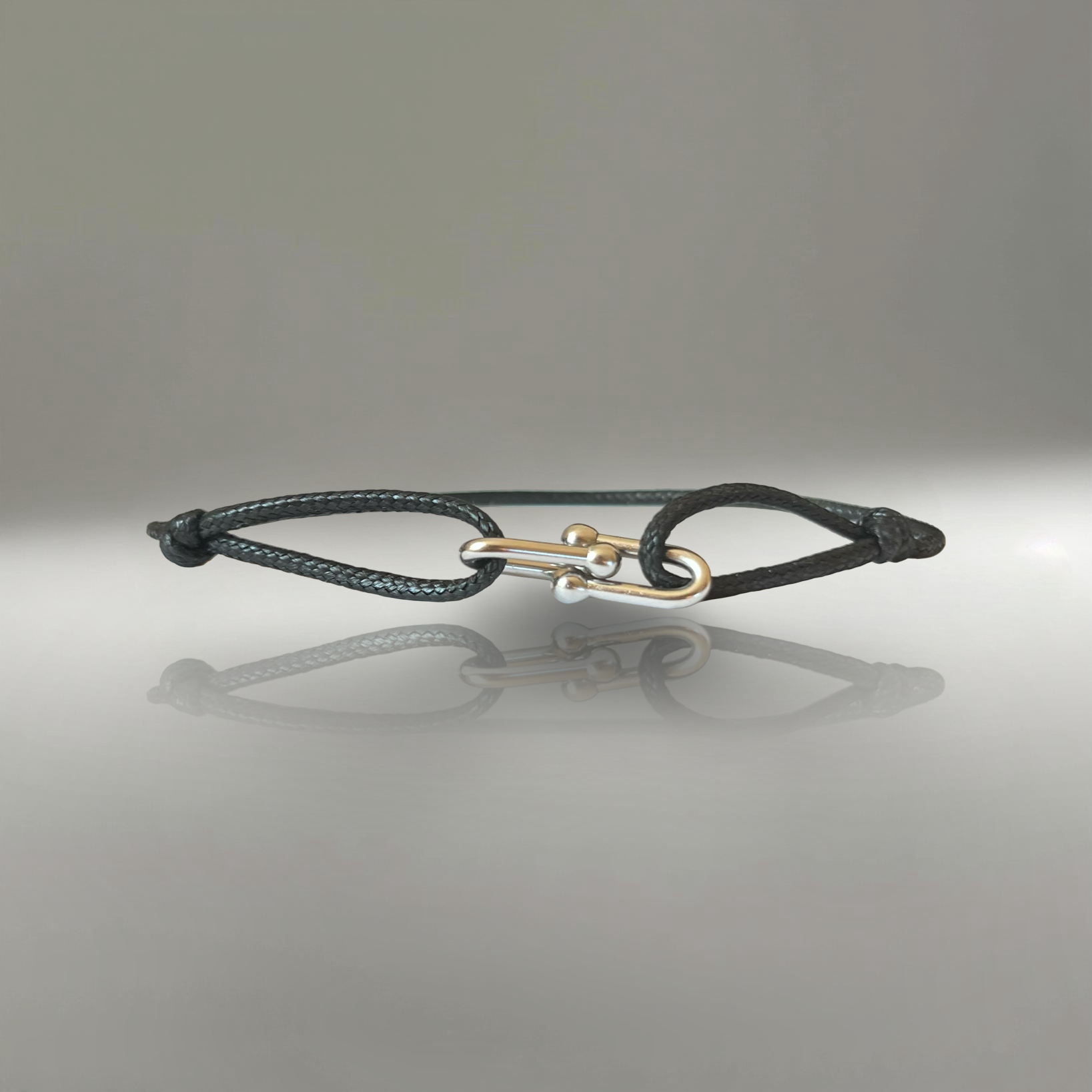 ZARILÉA LUNARIA ARMBAND